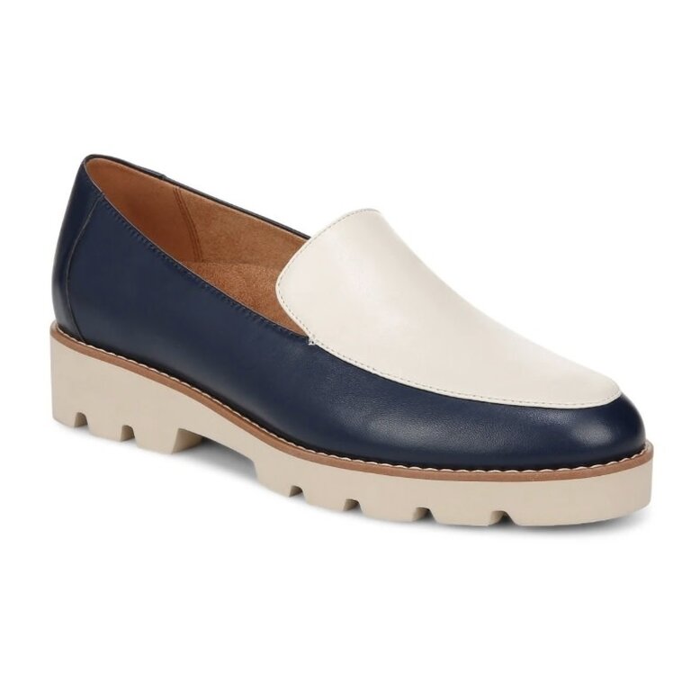 Vionic Kensley loafer