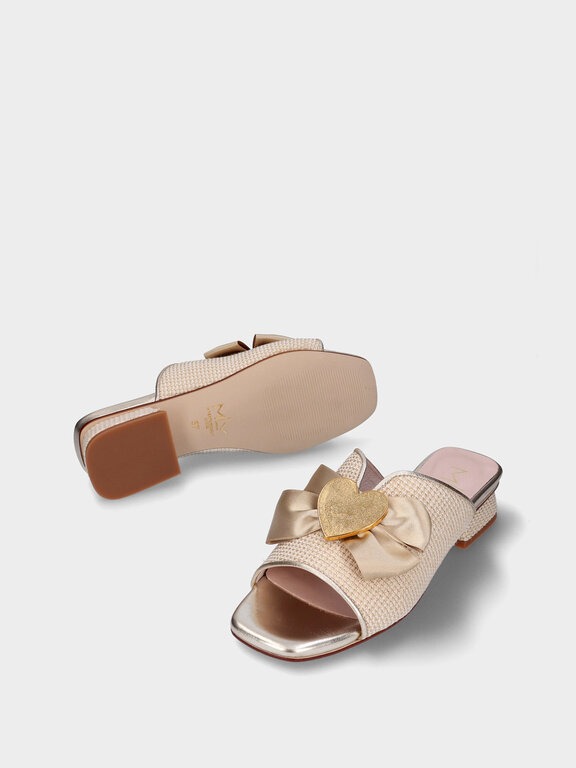 MLV Carol heart slide