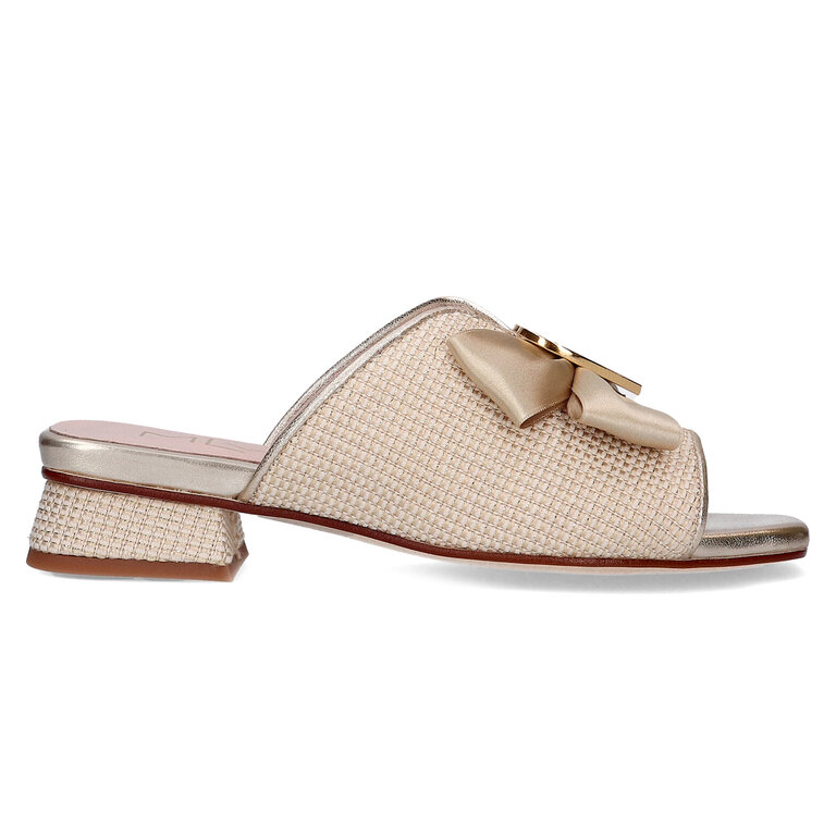 MLV Carol heart slide