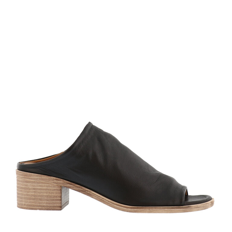 Bueno Ocean mule