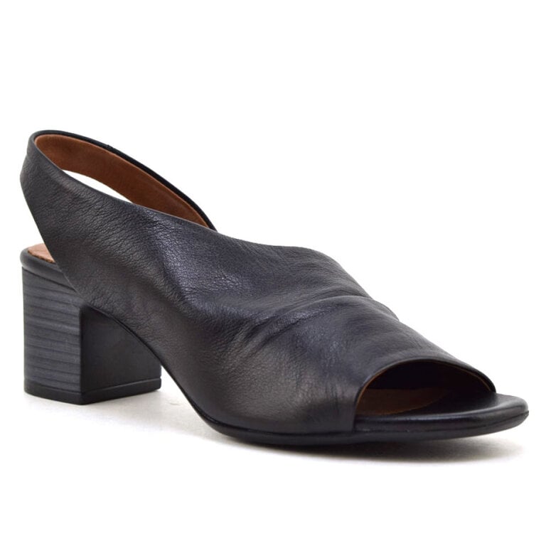 Bueno Ryder slingback
