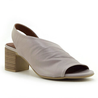 Bueno Ryder slingback Bueno Ryder slingback