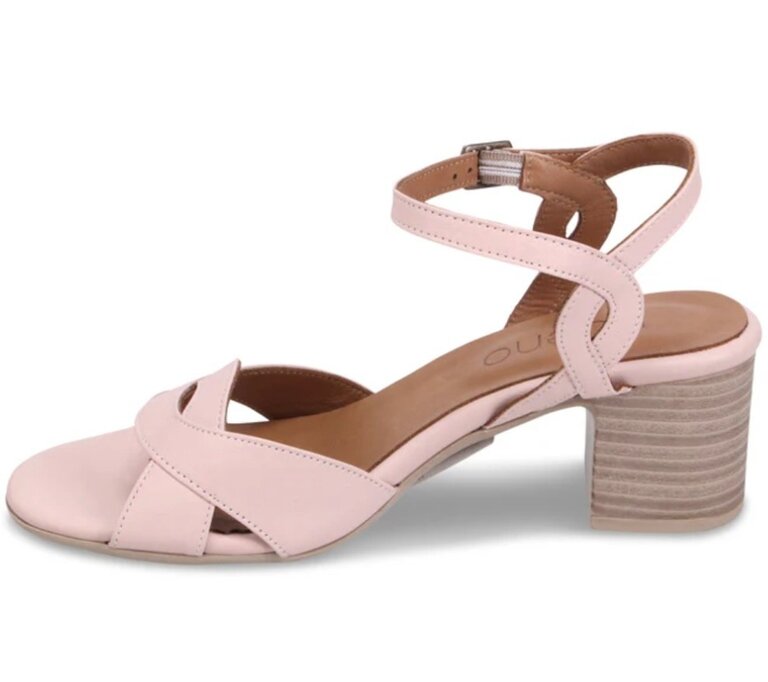 Bueno Roman strappy sandal