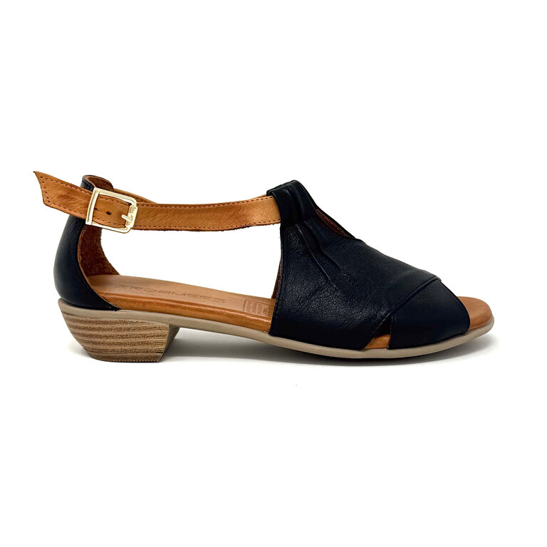 Roamers Mae sandal