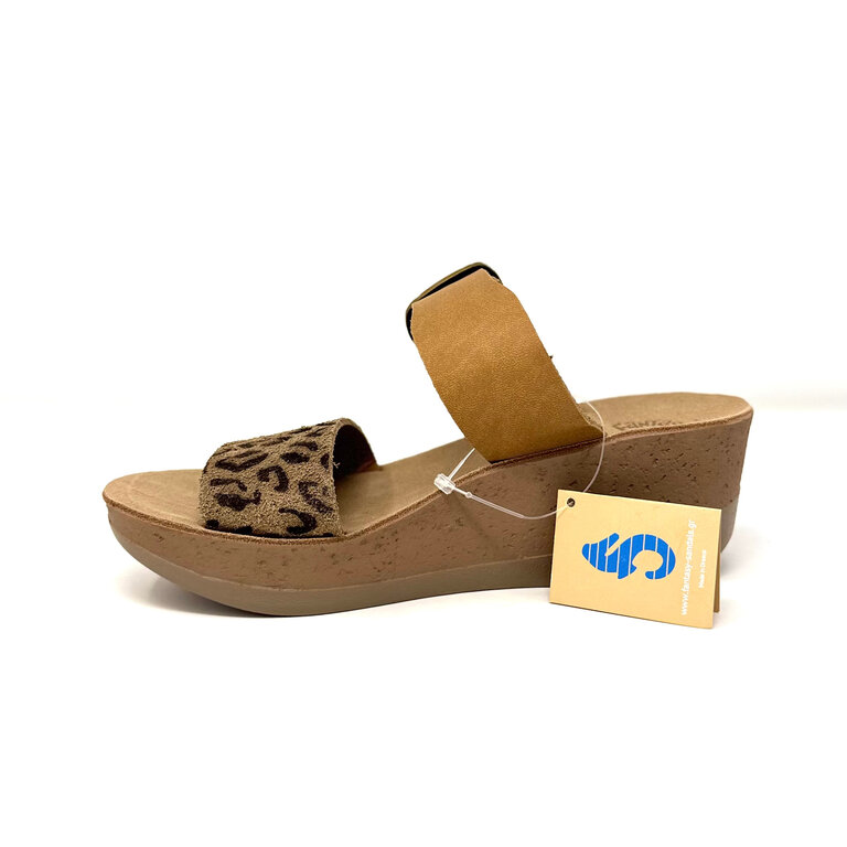 Fantasy Sandals Roxy wedge