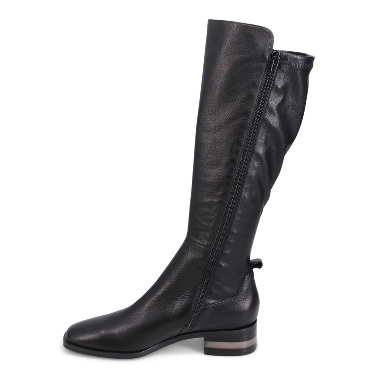 Django & Juliette Foxx tall boot