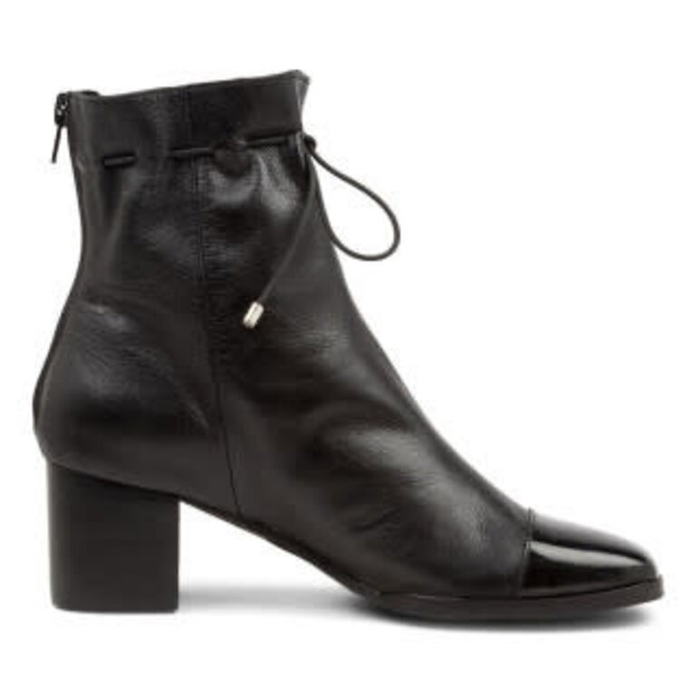 Django & Juliette Valina boot