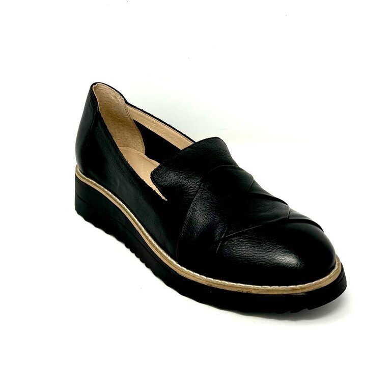 Django & Juliette Omelie shoe