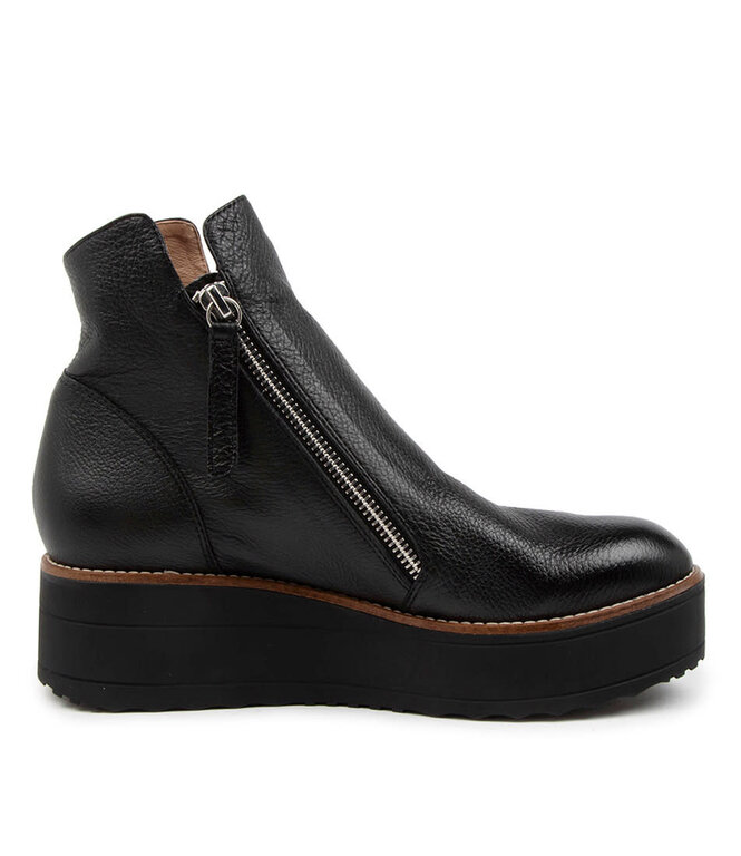 Django & Juliette Nene boot