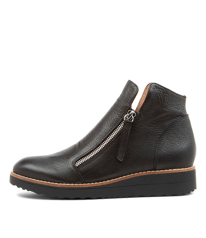 Django & Juliette OhMy boot