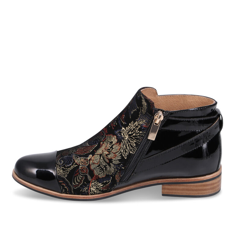Django & Juliette Leart print boot