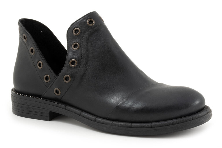 Bueno Miller slip-on boot