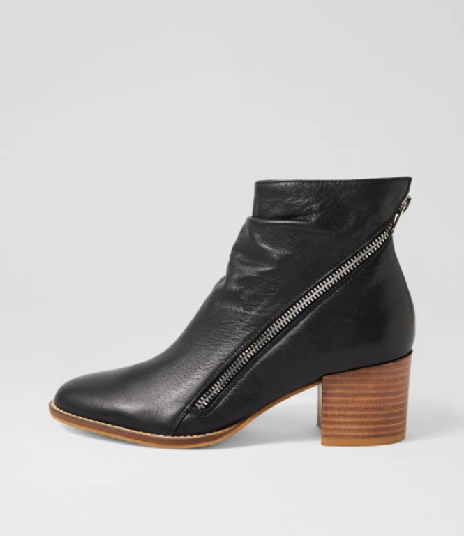 Django & Juliette Melech boot