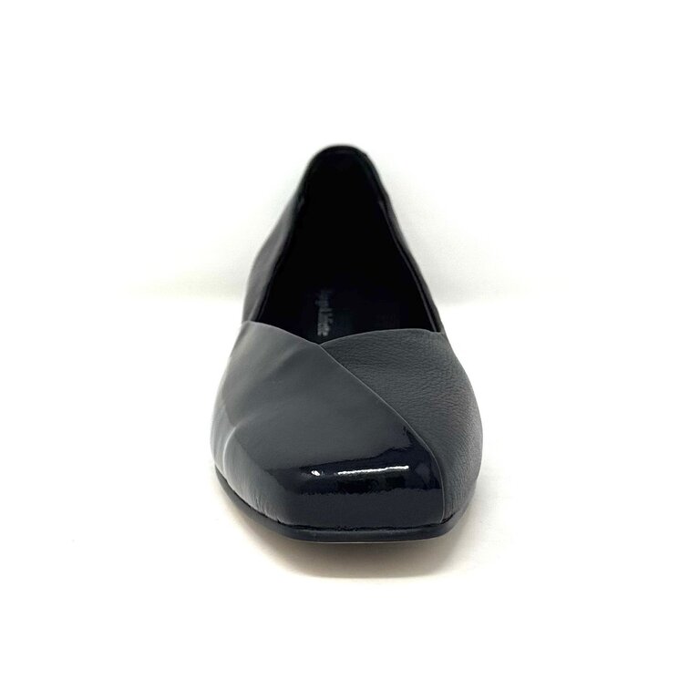 Django & Juliette Bavari slip-on
