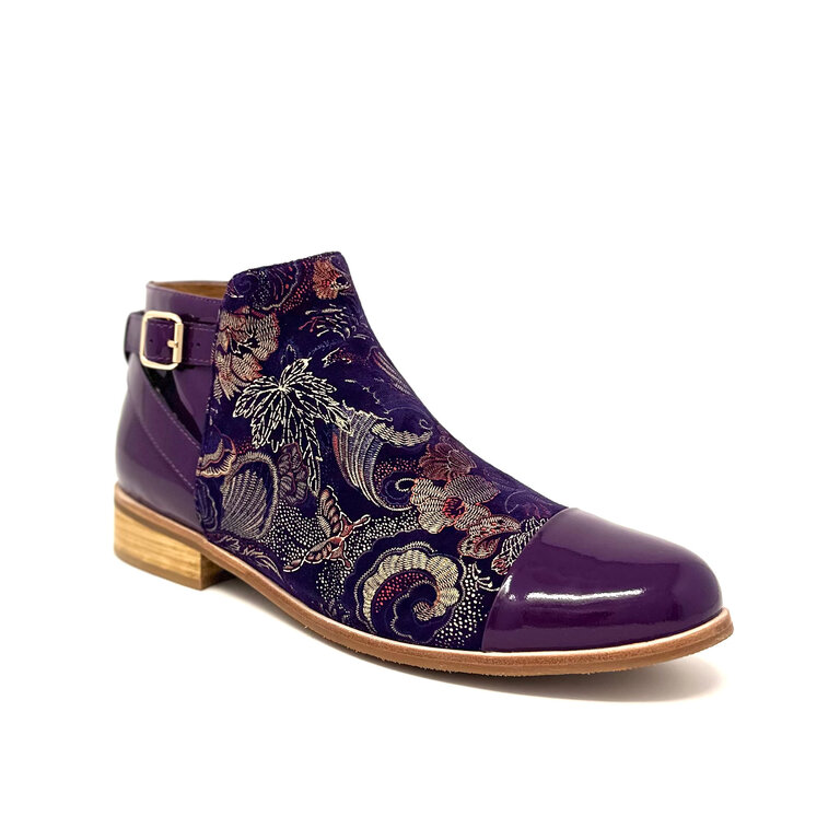 Django & Juliette Leart print boot