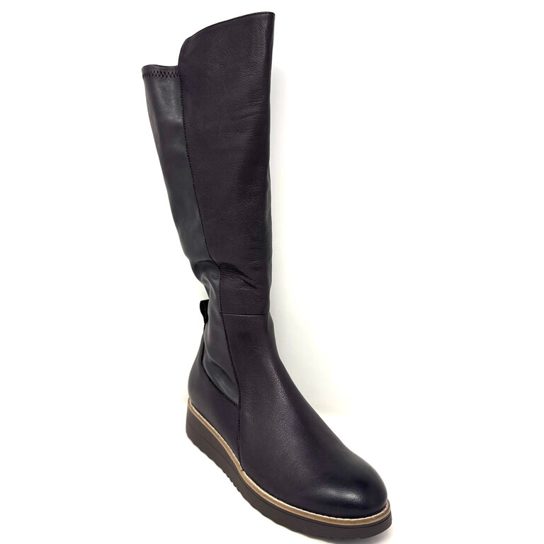 Django & Juliette Oletta tall boot