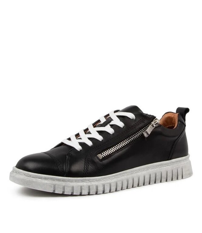 EOS Clarence zip sneaker