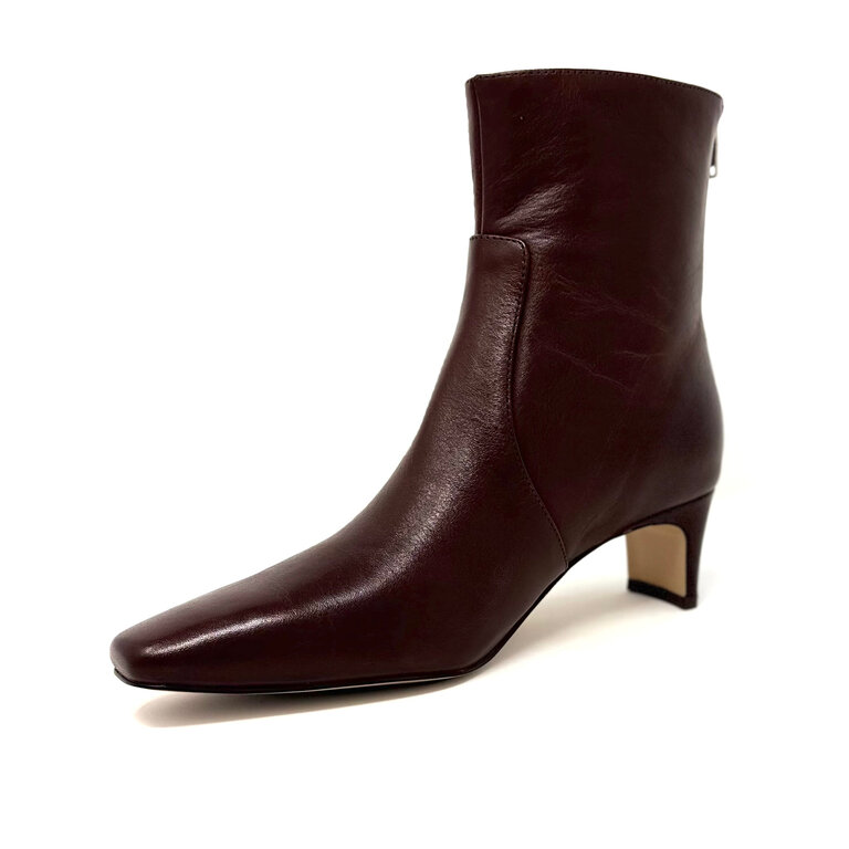 Mollini Darhl kitten boot