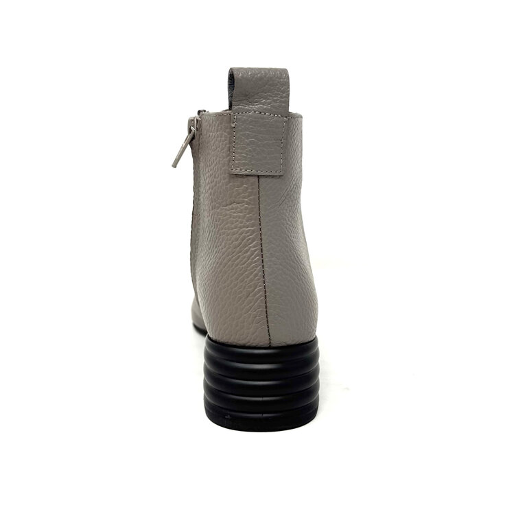 Ezzio Ezzio ankle boot