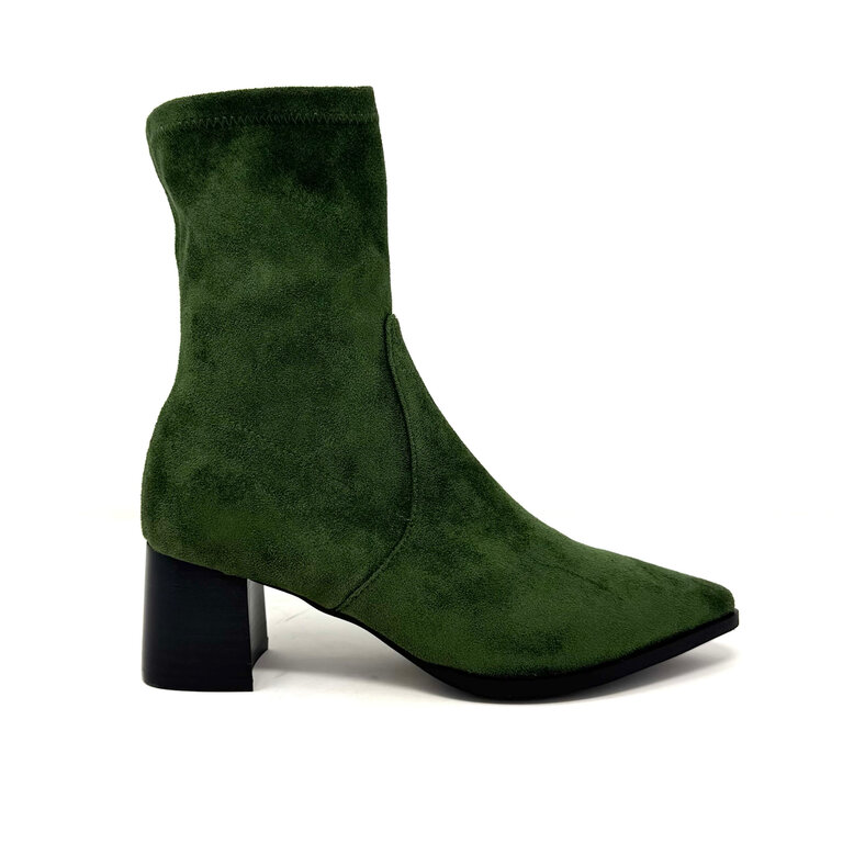 Crest  microsuede boot