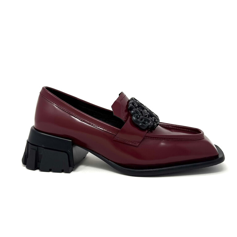 Empire loafer