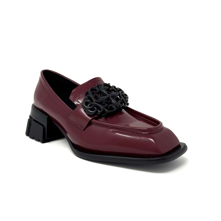Empire loafer