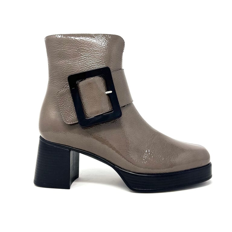 Piesanto boot w/buckle