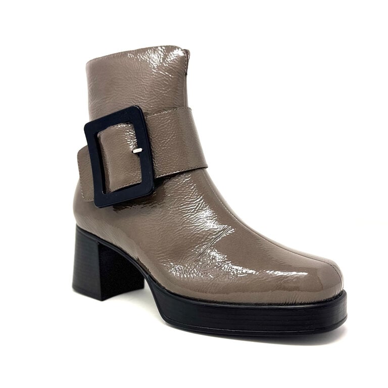 Piesanto boot w/buckle