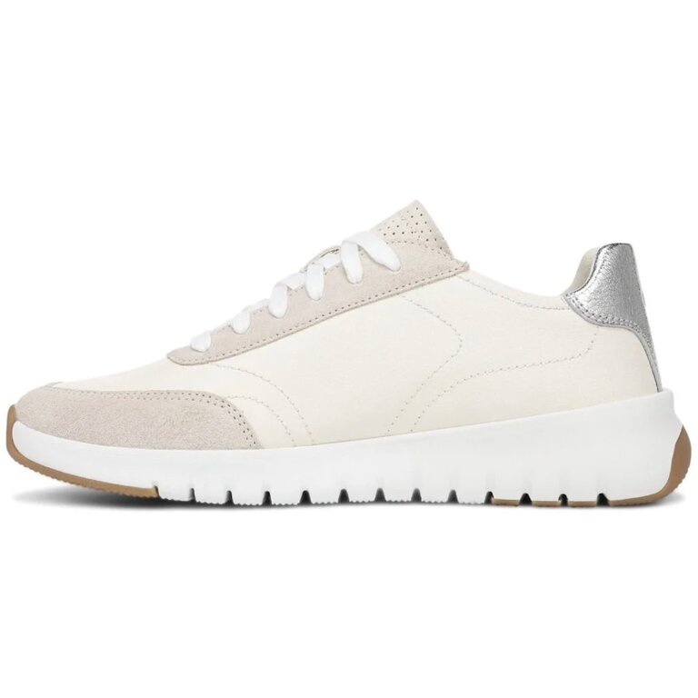 Vionic Uptown sneaker