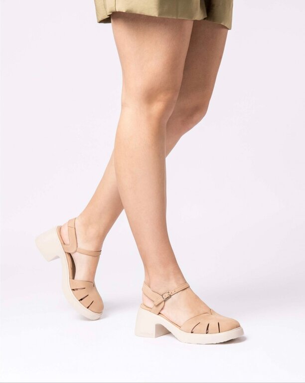 Wonders Wonders closed-toe sandal