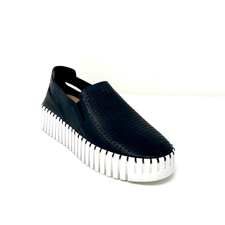 Django & Juliette Bartas perf sneaker