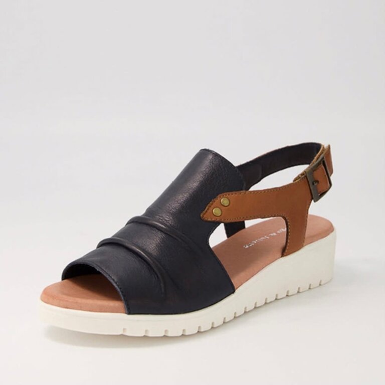 Django & Juliette Madis sandal