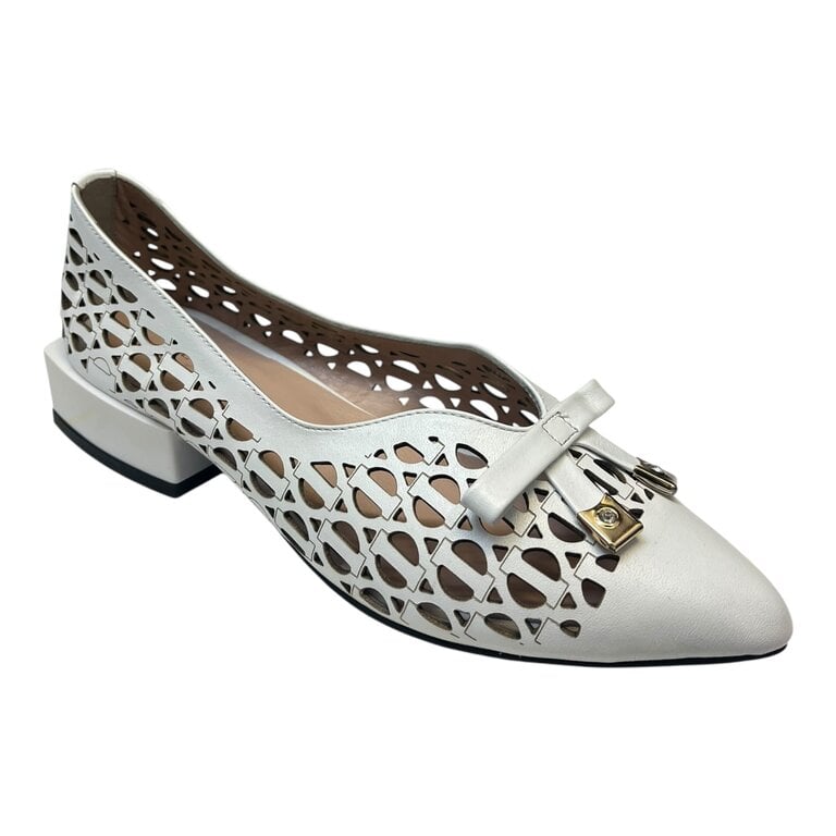 Loujo Grace flat