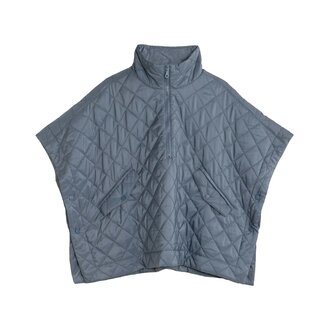 Quilted O/S poncho