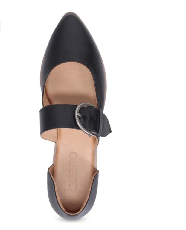 Bueno Brittany flat w/buckle