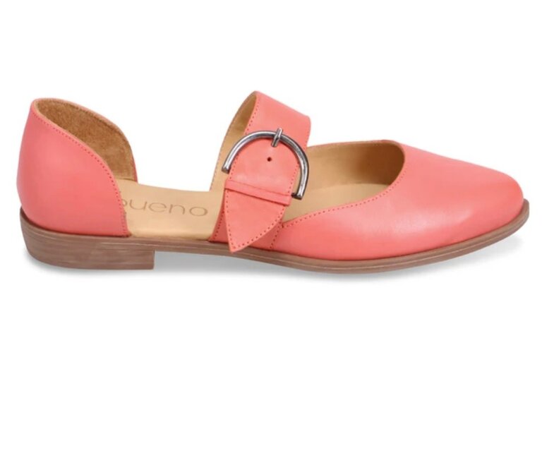 Bueno Brittany flat w/buckle