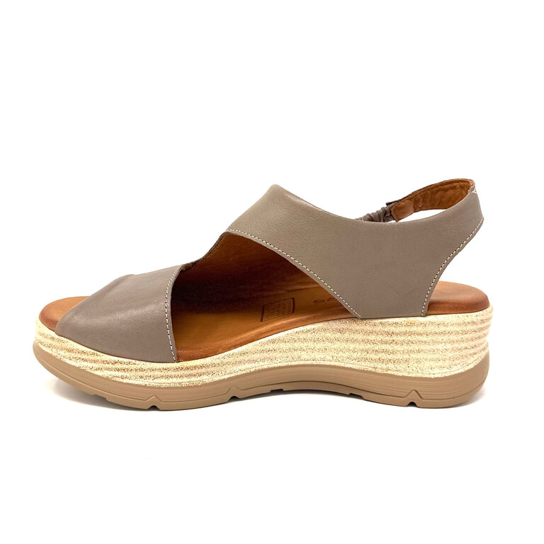 Roamers Ellsie wedge w/backstrap