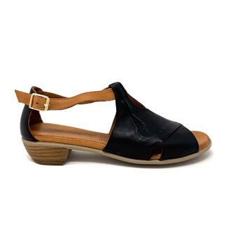 Roamers Mae sandal