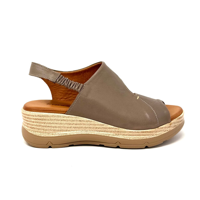 Roamers Ellsie wedge w/backstrap