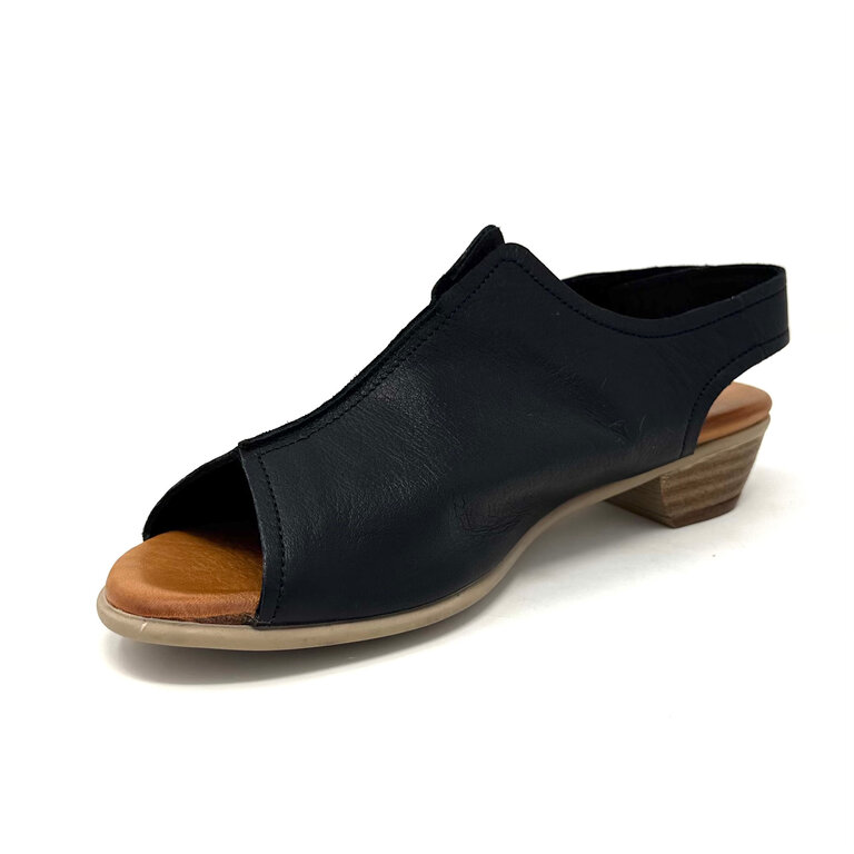 Roamers Mabel sandal