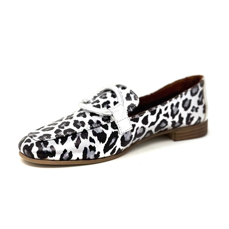 Roamers Melody leopard loafer