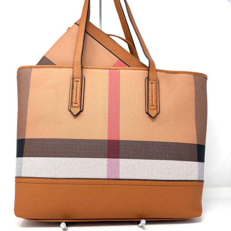 miss caprice Burberry plaid tote