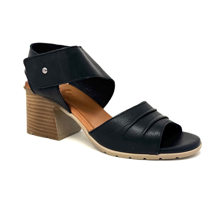 Tyche Ginger heeled sandal