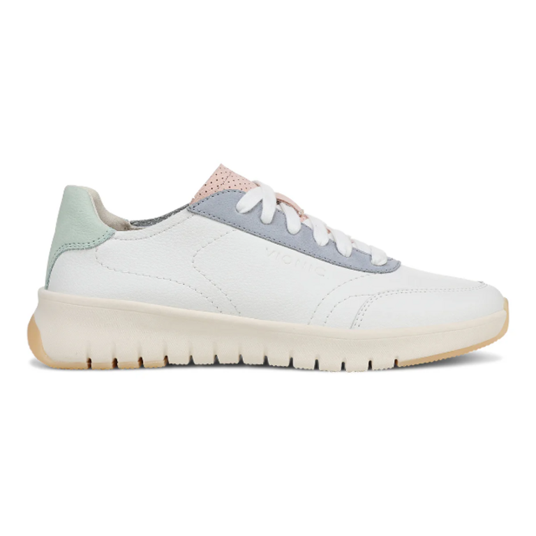 Vionic Uptown sneaker