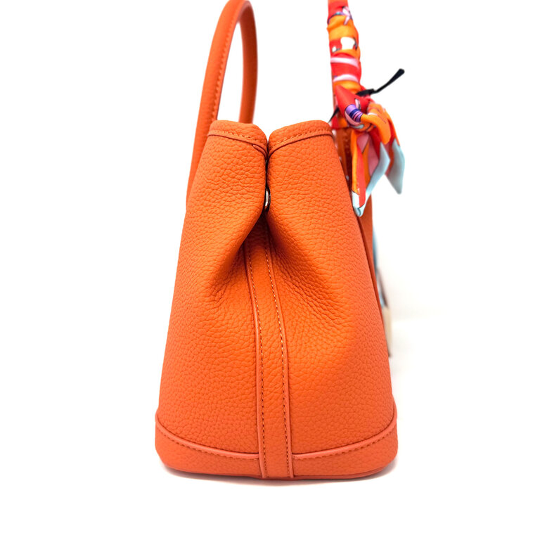 miss caprice Handbag w/charm