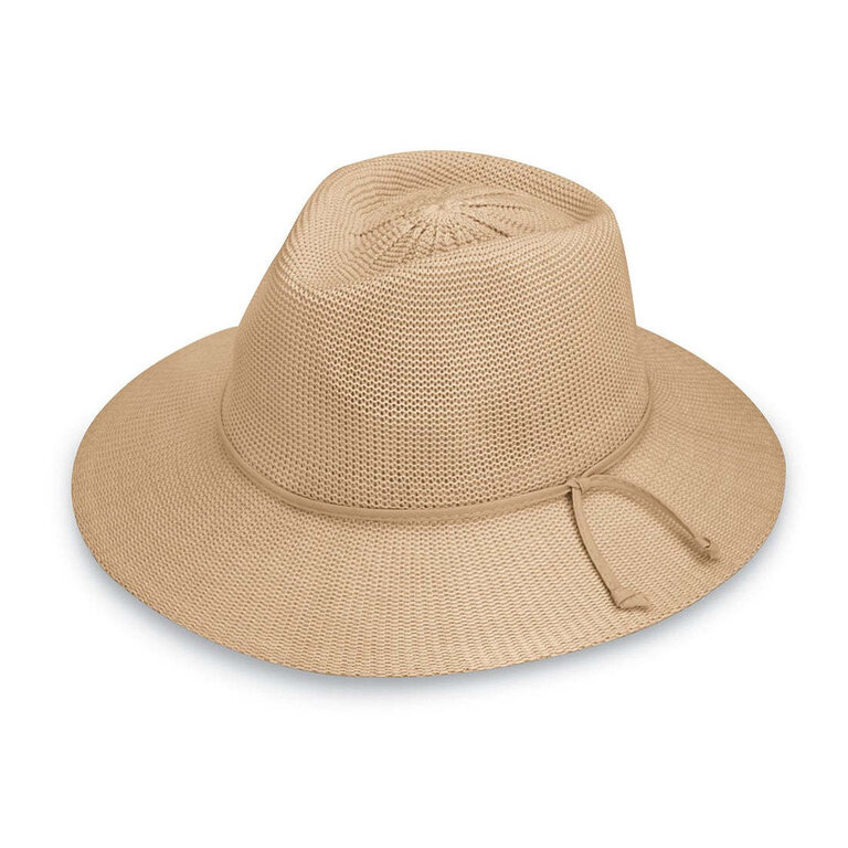 Victoria fedora