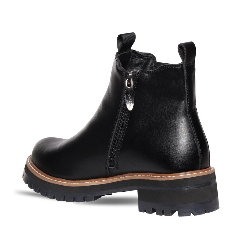 AquaDiva Waterproof ankle boot