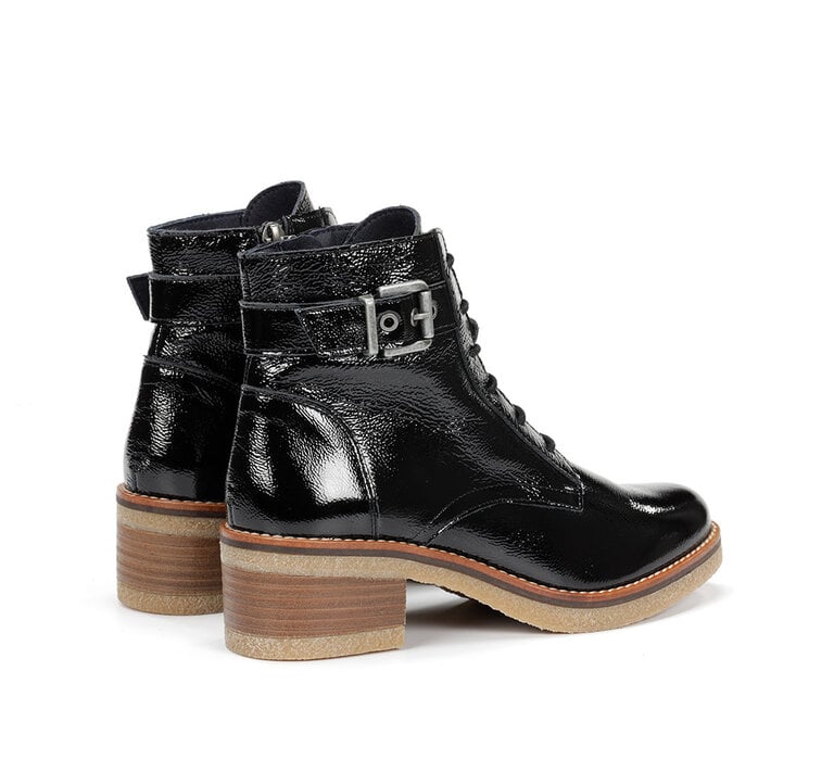 Dorking Lucero patent boot