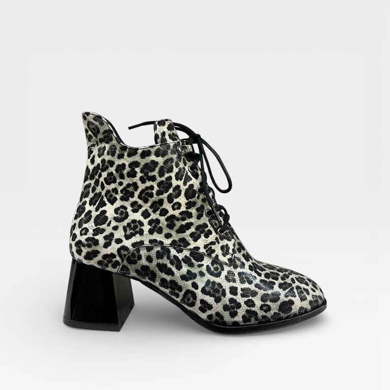 Loujo Duna cheetah print boot