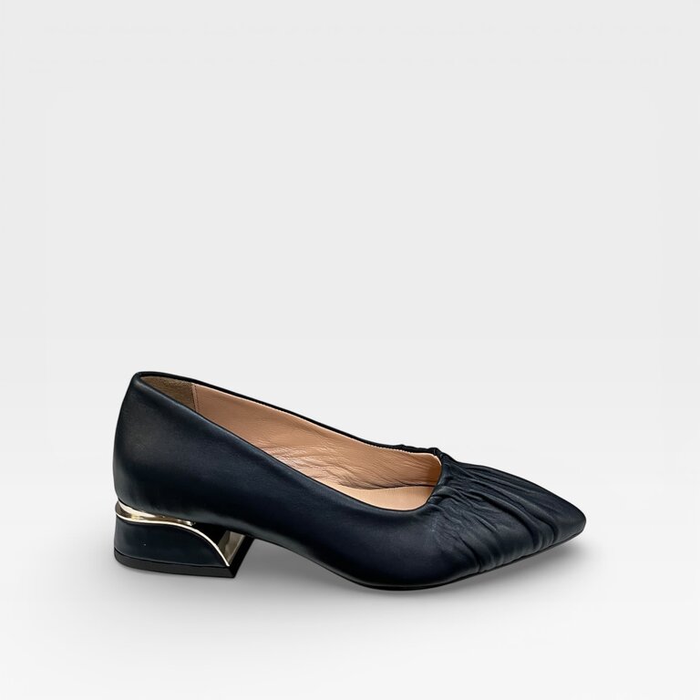 Loujo Betty low pump